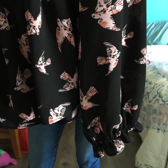 ✨HP✨ Gorgeous Girly Boho Blouse NWT - Picture 5 of 5